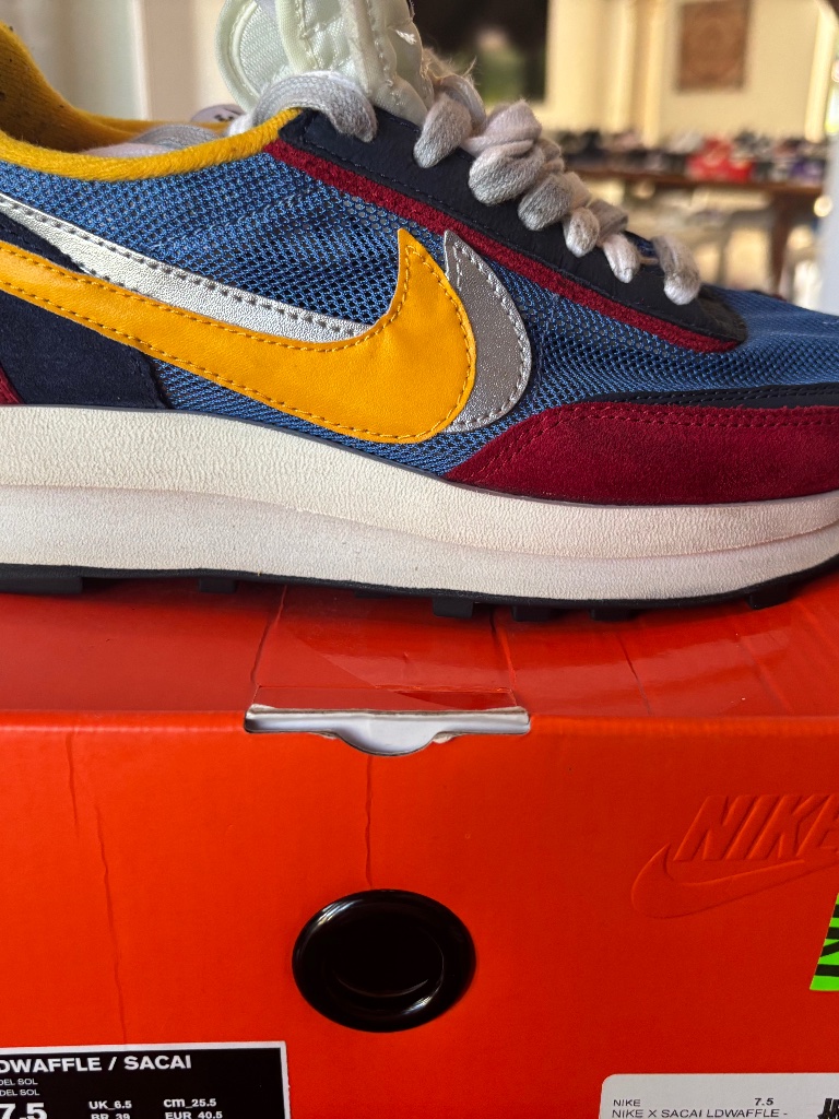 Sneaker